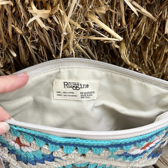 Handmade Granny Square Crochet Tile Pouch/ Clutch/ wristlet in Periwinkle blue - Picture 14 of 14